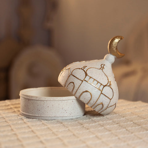 مضيفة رمضانية على شكل قبة حجم صغير