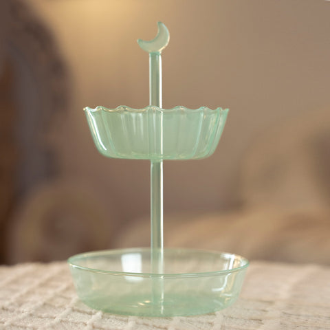 مضيفة تمرية الطبقات - Green