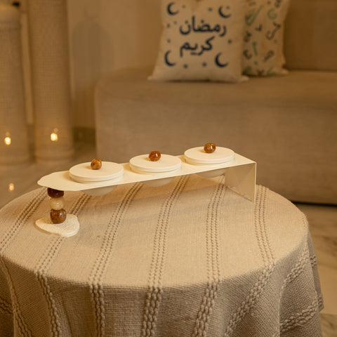 مضيفة ثلاثية مع ستاند - بني