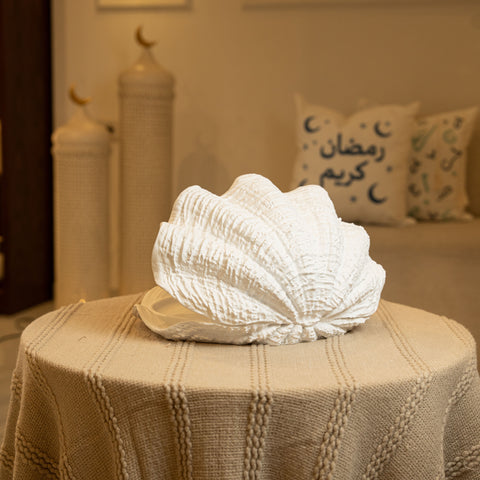 مضيفة على شكل صدفة - أبيض - كبير