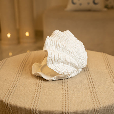 مضيفة على شكل صدفة - أبيض - وسط