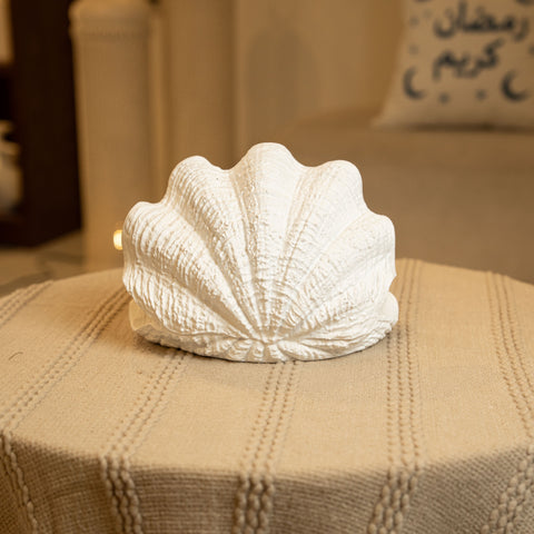 مضيفة على شكل صدفة - أبيض - وسط