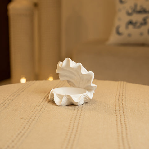 مضيفة على شكل صدفة - أبيض - صغير
