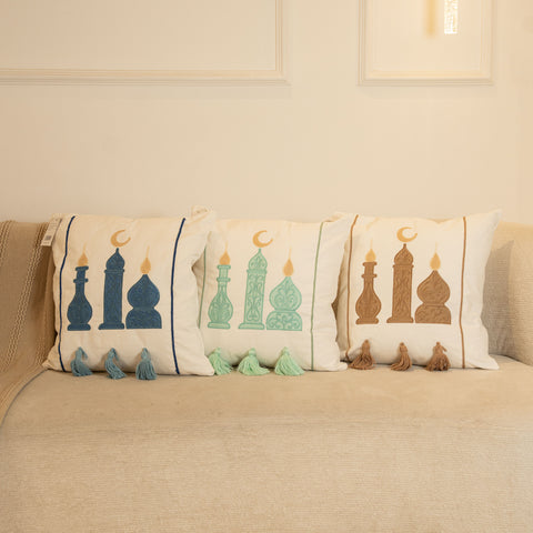 مخدات رمضانية مزخرفة برسمة مآذن